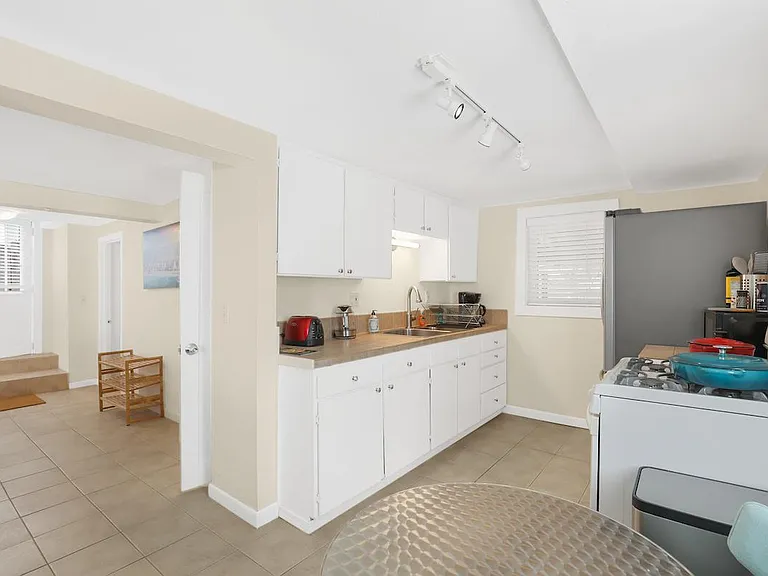 1164 Raymond Ave #A — Photo 61