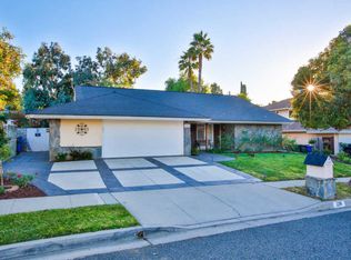 2216 N Sirius St, Thousand Oaks, CA 91360