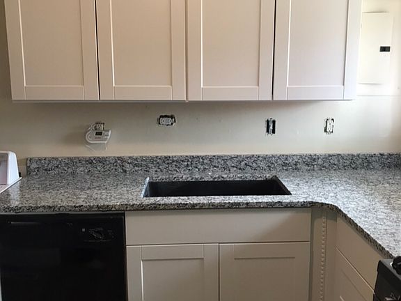 4th image of 4601 Knobhill Dr