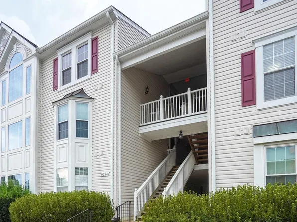 9224 Cardinal Forest Ln Unit H, Lorton, VA 22079