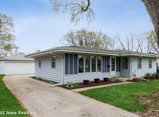 3317 Lindlavista Way, Des Moines, IA 50310