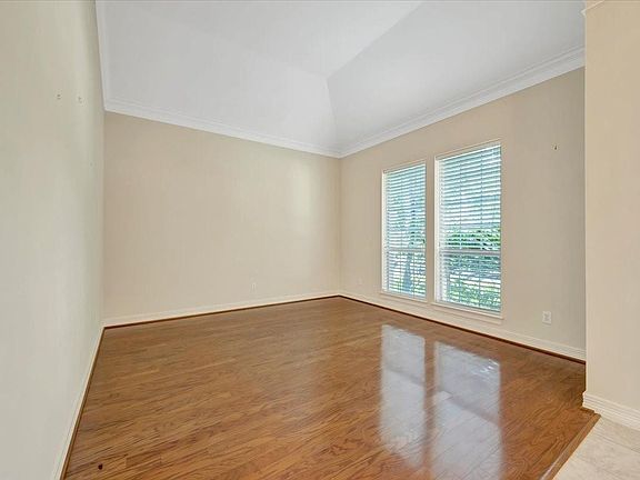 5th image of 15511 Pinenut Bay Ct