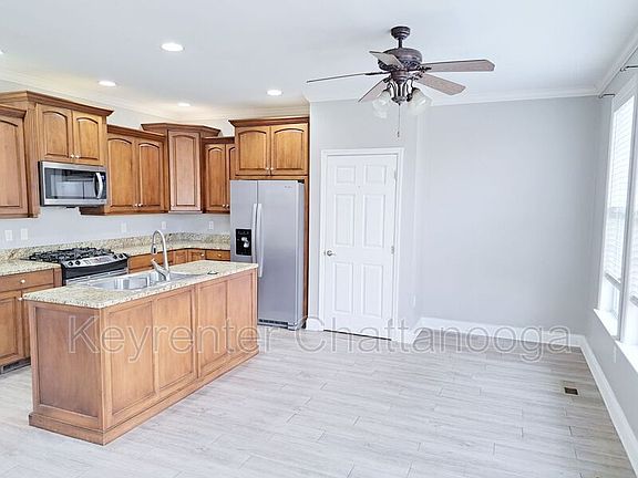 5th image of 9669 Salisbury Ln