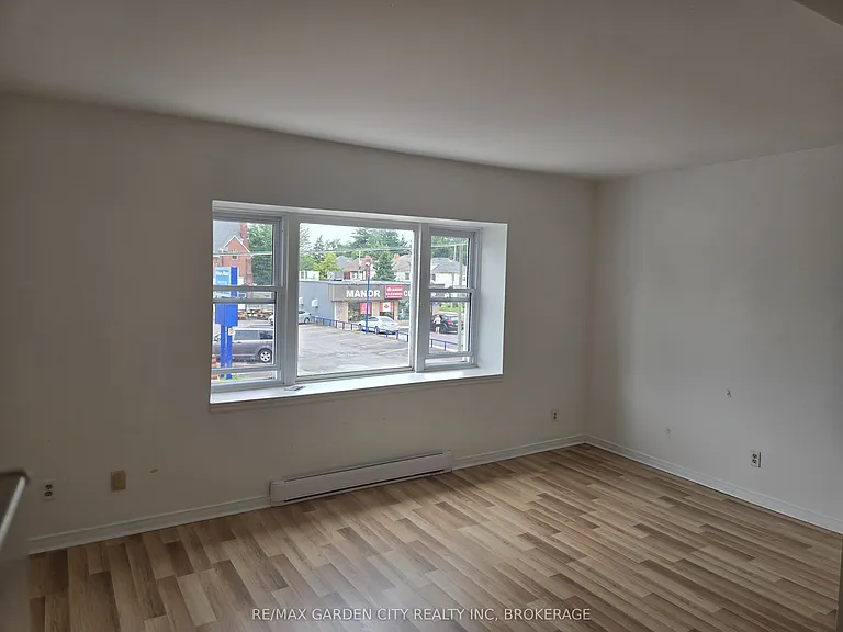 5126 Victoria Ave #6 — Photo 8