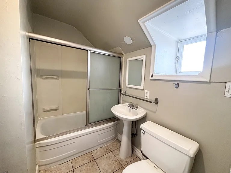 512-514 E 500 S #512-C — Photo 14