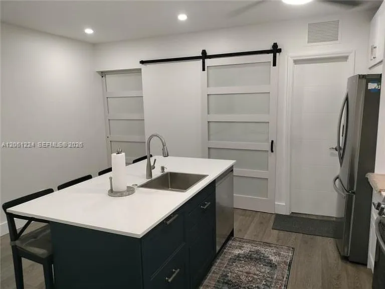 2700 SW 28th Ct #2700 — Photo 11