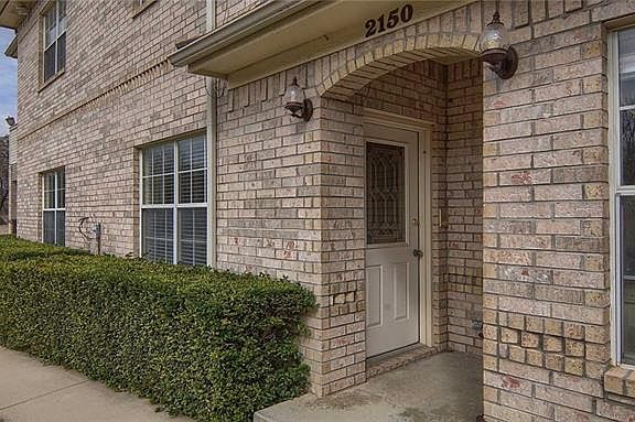 3rd image of 2150 Lakeforest Dr