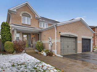 56 Weymouth Rd, Barrie, ON L4M6R7