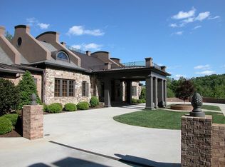 6016 Jim Crow Rd, Flowery Branch, GA 30542