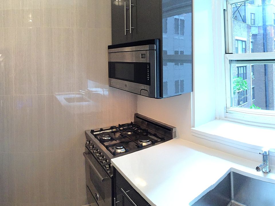 1st image of 159 W 53rd St APT 12B