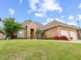 25 Enclave Cir, Ridgeland, MS 39157