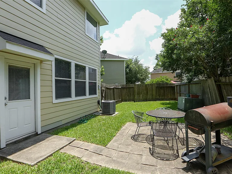 17511 Bering Bridge Ln — Photo 16