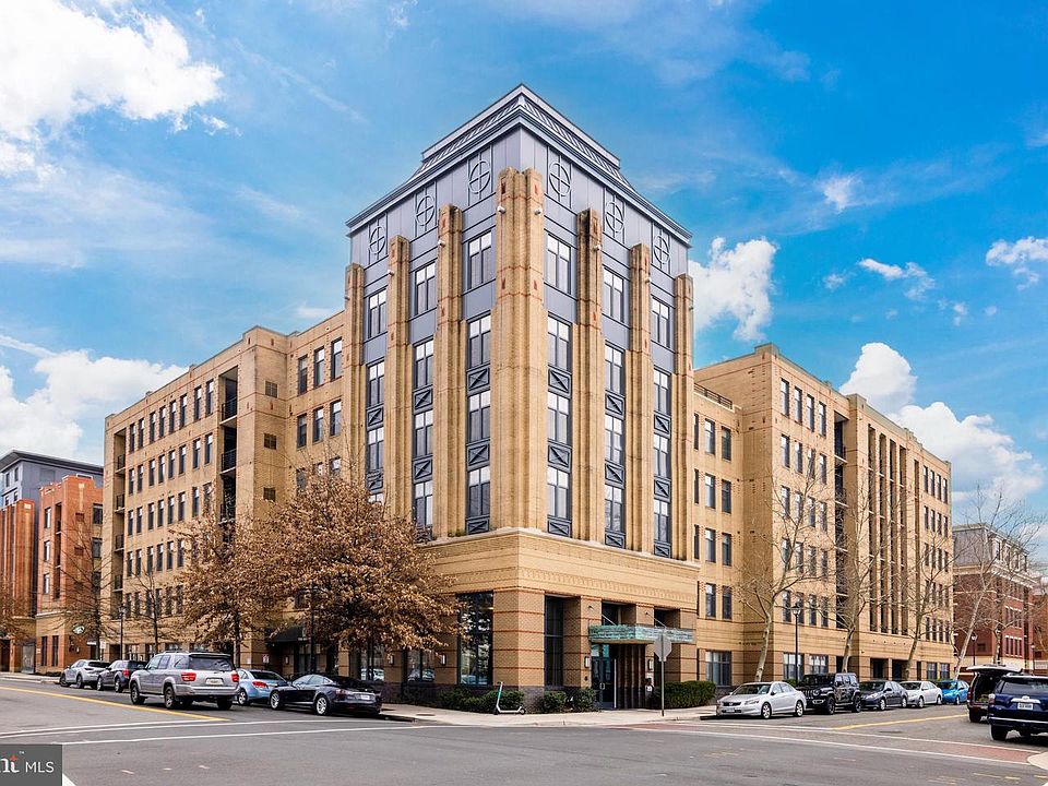 1st image of 525 N Fayette St Unit 422