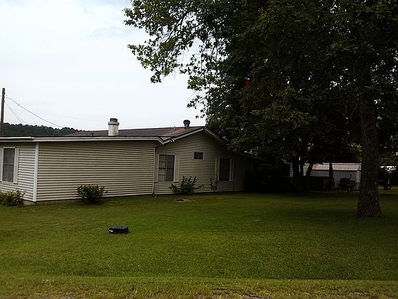 4th image of 132 Crestwood Dr