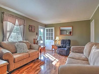 1628 Fairfield Ave — Photo 16