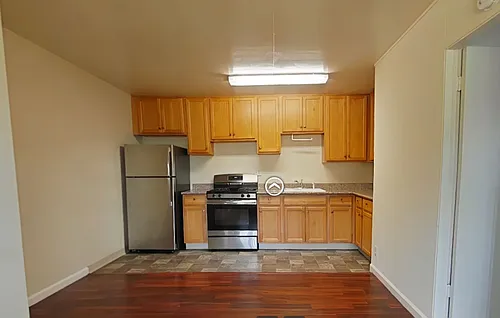 2773 Alma St #2775 Photo 1