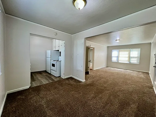 Building Photo - 610 Washington St #14