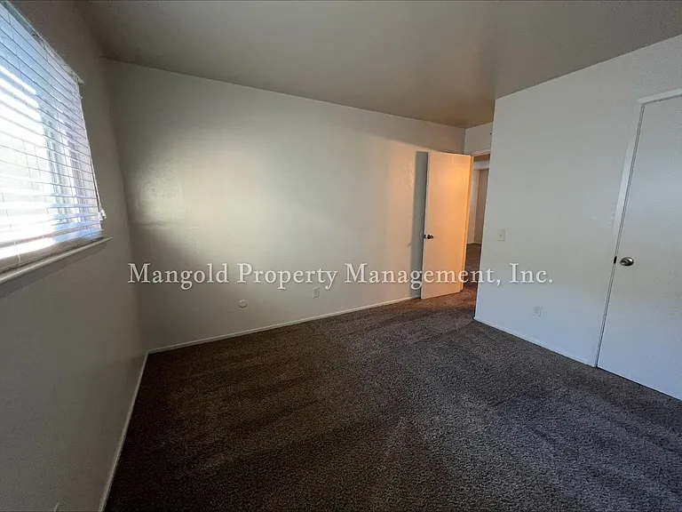 Arkwright Apartments — Photo 5