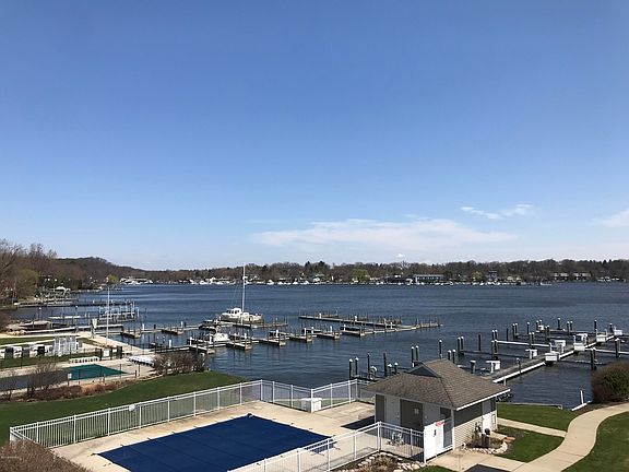 2nd image of 316 Singapore Ct