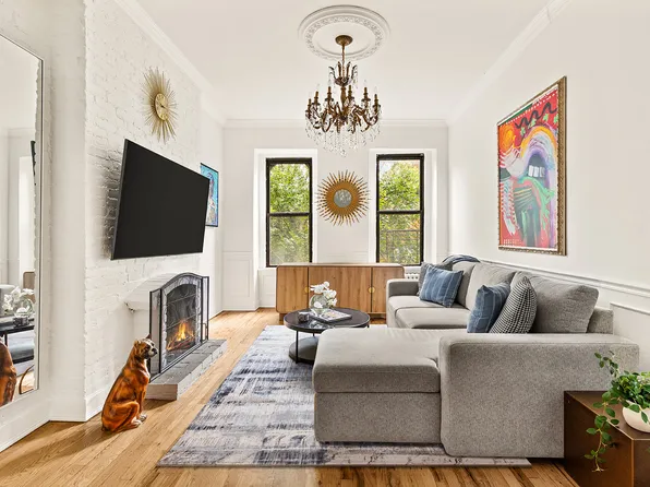 343 East 92nd Street image 1 of 8