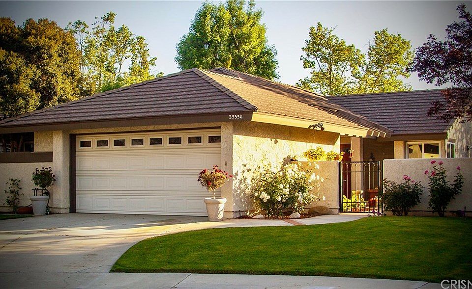 1st image of 25550 Alesna Dr