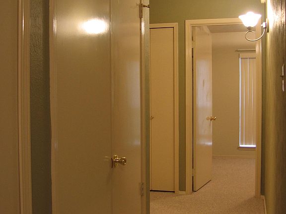 5th image of 3125 Grapevine Ln