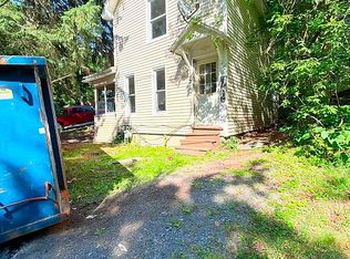 1 Maple Ter, Gloversville, NY 12078