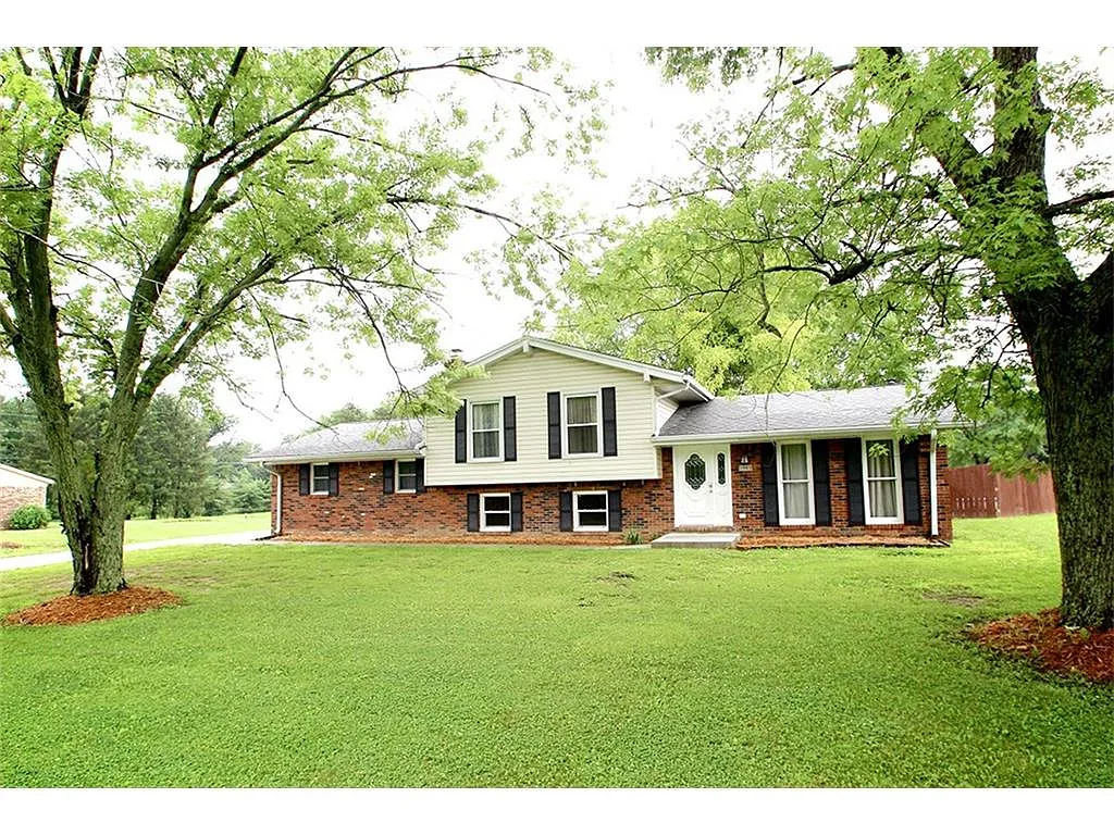 2963 Saddle Club Rd photo 1