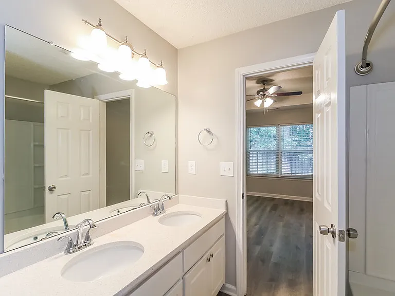 154 Fairhaven Trl — Photo 12