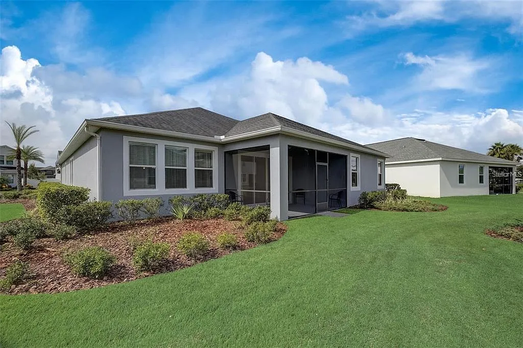 4 bed, 3.0 bath, 2655 sqft, $3,600 — Photo 2