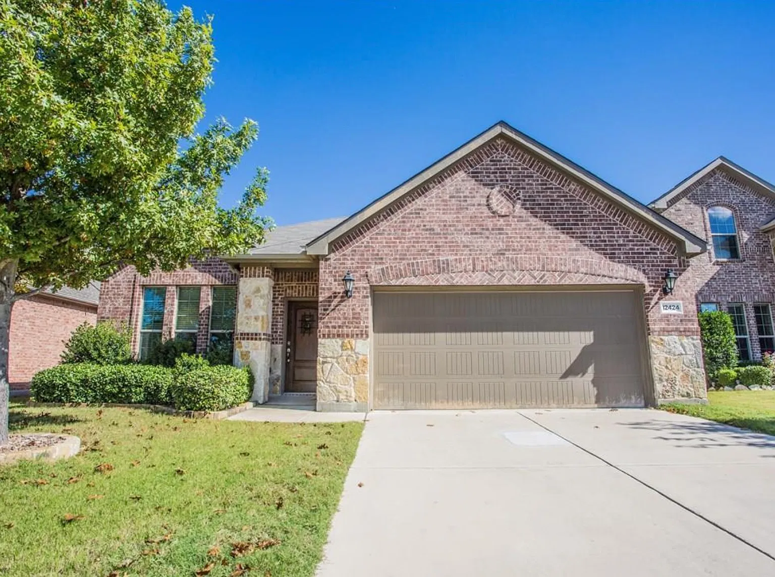 3 bed, 1574 sqft, $2,200 — Photo 1