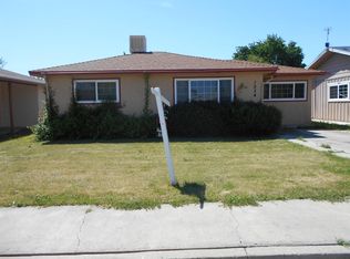 1034 Dos Palos Ave, Dos Palos, CA 93620