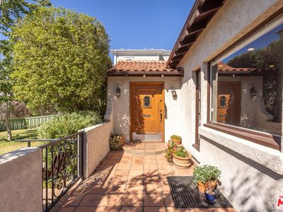 10436 Troon Ave, Los Angeles, CA, 90064