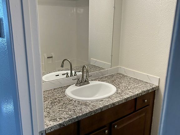 3rd image of 1920 N 32nd St #112