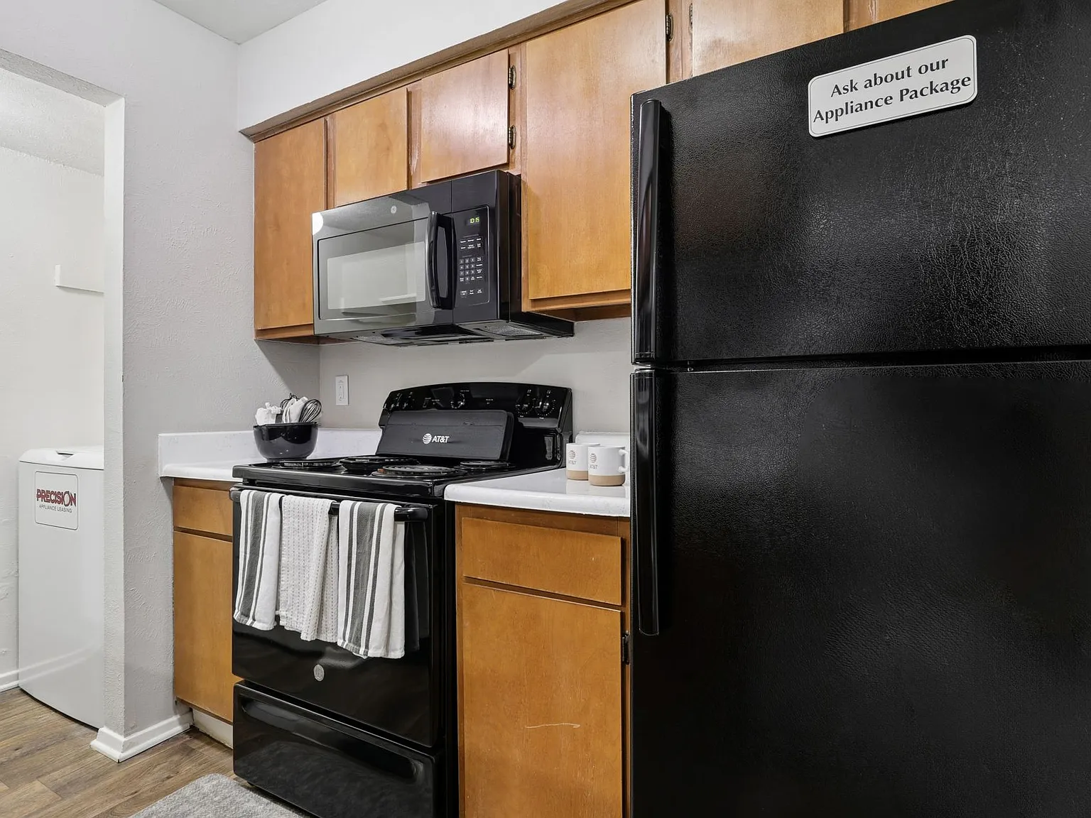The Summit Apartments — Photo 4
