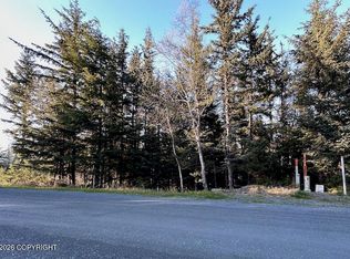 8 Skyline Dr, Haines, AK 99827