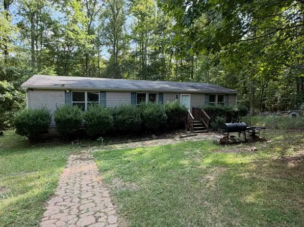 11016 Forest Hollow Dr, Bumpass, VA 23024