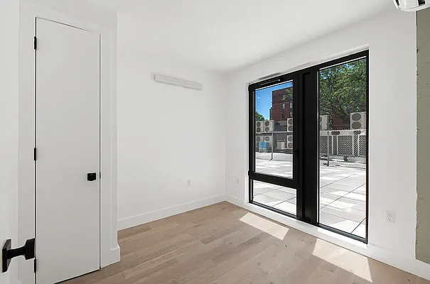 Rented by REAL New York | media 4