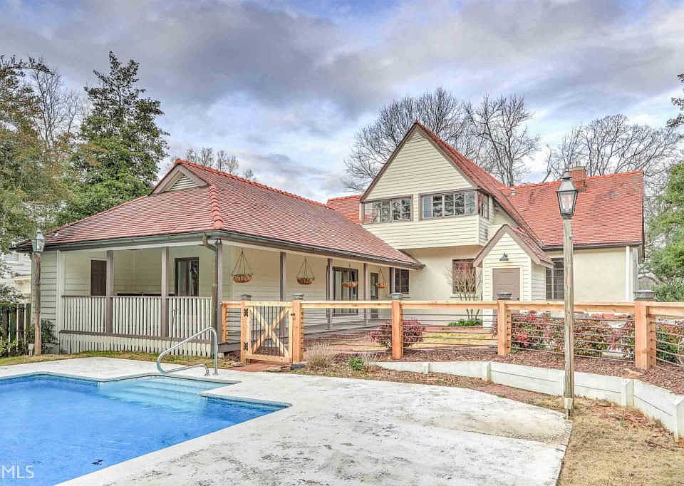 1st image of 1085 Green Street Cir