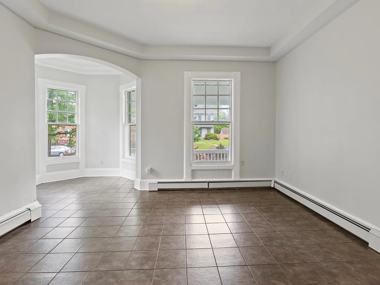 307 Franklin Place — Photo 4