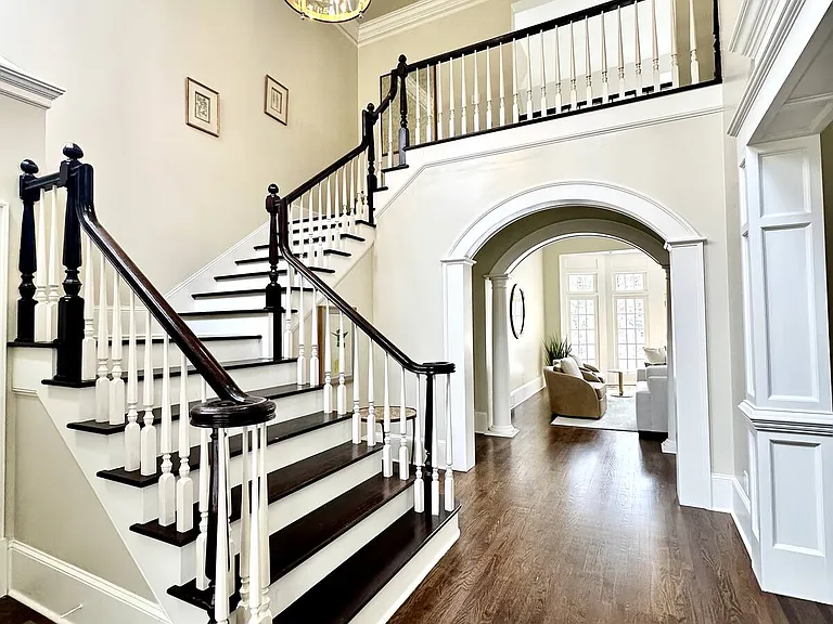 1296 W Wesley Rd NW — Photo 28