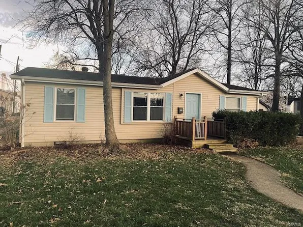 20 W Kentucky St, Trenton, IL 62293