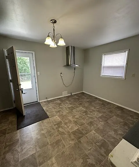 6111 Chambers Way — Photo 4