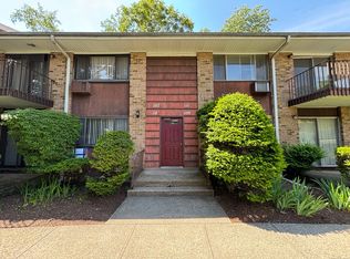 111 Kennedy Dr #111, Bridgeport, CT 06606