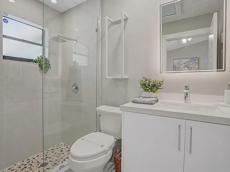 1329 Periwinkle Pl — Photo 9