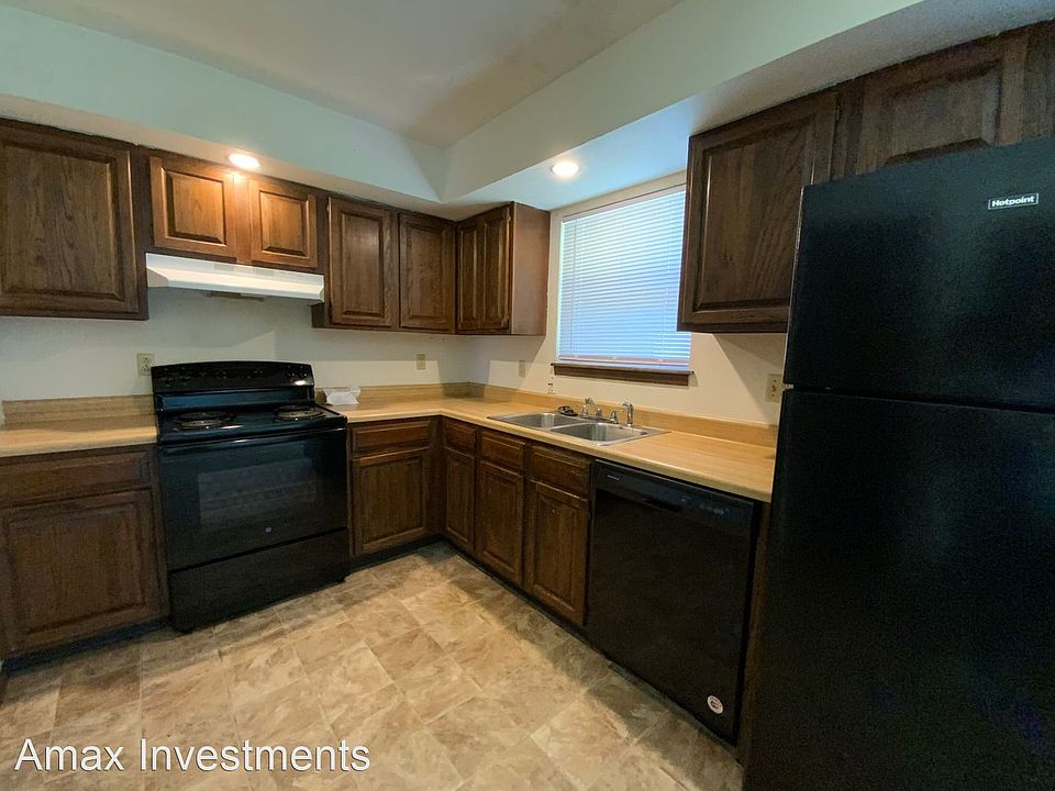 1st image of 4405 W Ludwick Blvd #10302792