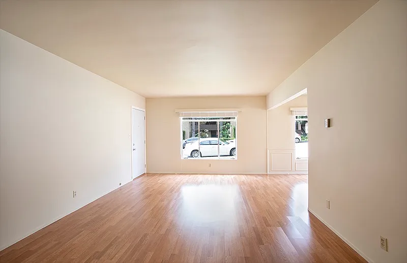 2 bed, 1000 sqft, $2,400 — Photo 4