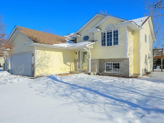 2nd image of 5454 Kalenda Dr NE