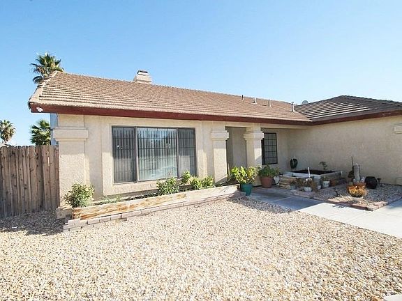2nd image of 475 Stanford Dr