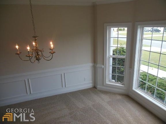 4th image of 2770 Weatherstone Cir SE